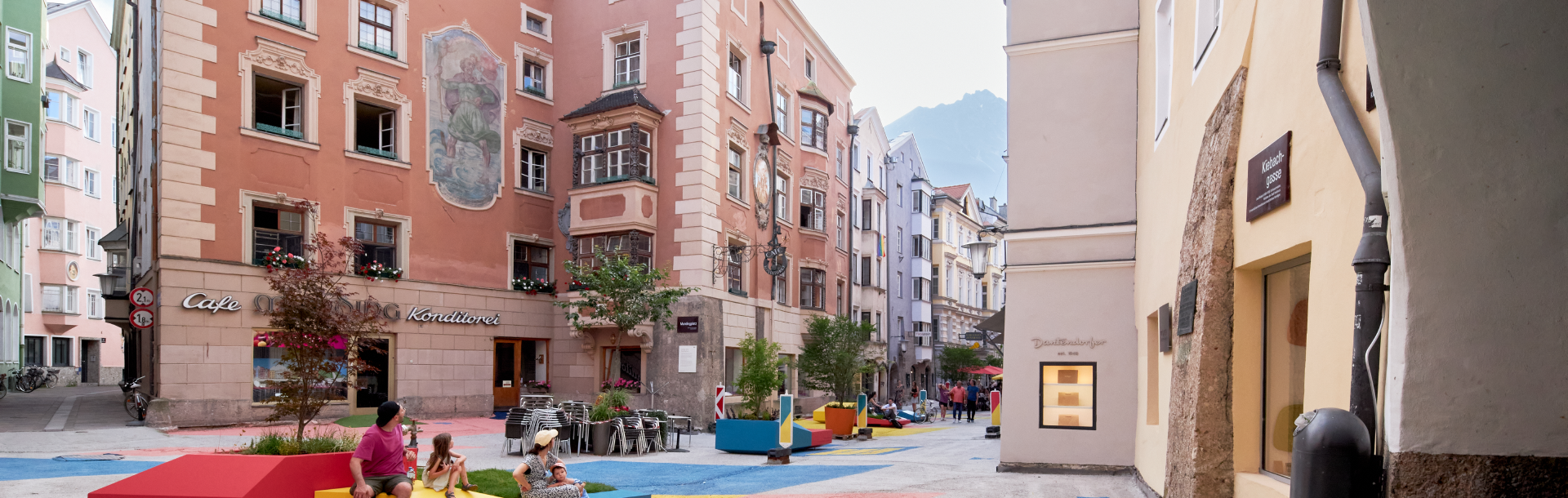 © © Randall Media Factory / Eduardo Espinosa