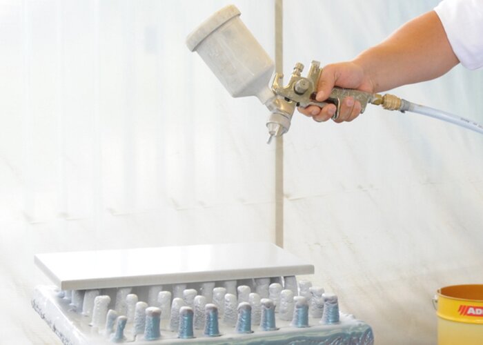 Krok 2 – Stříkání produktu Epoxigrund ...