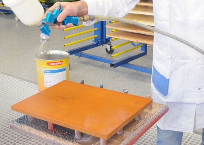 Krok 4 – Lakování vysokého lesku