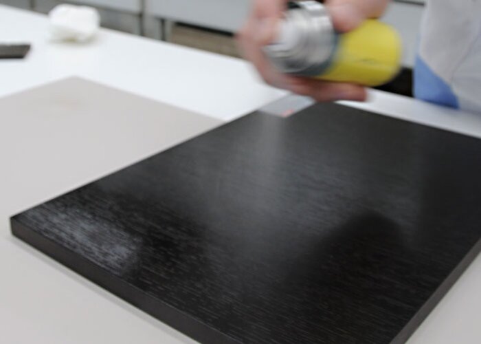 Schritt 3 - Lackieren mit Grilith Klarlackspray 