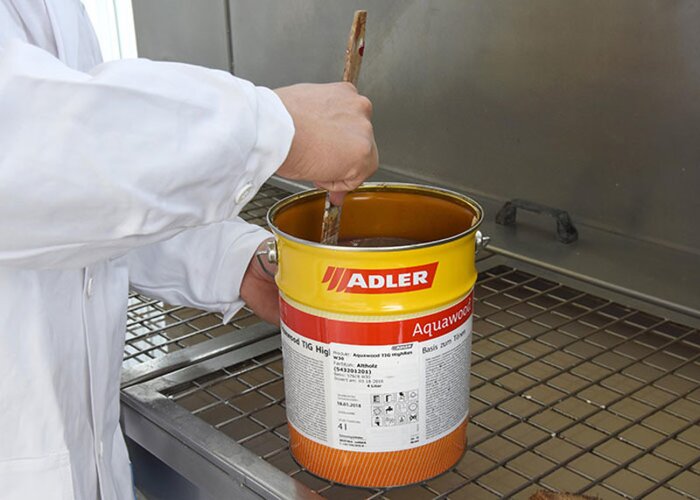 Schritt 2: Aquawood TIG HighRes gut aufrühren...