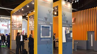 Hlavní tahoun všech chtivých inovací: Na stánku ADLER vládl čilý ruch - každý chce být přece připraven do budoucna díky nejmodernějším inovacím.